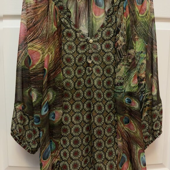 Women's Size Large Asymmetrical Sheer Boho Blouse. - Picture 4 of 4